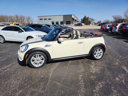 Used 2011 MINI Cooper S image 3