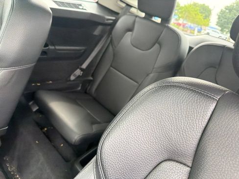 Used 2020 Volvo XC90 T6 Momentum w/ Protection Package AWD/4WD image 9