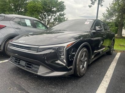 Certified 2025 Kia K4
