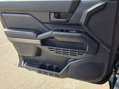Used 2025 Toyota 4Runner SR5 RWD image 25