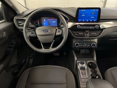 Certified 2024 Ford Escape Active image 8