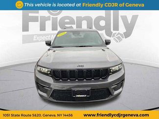 New 2025 Jeep Grand Cherokee Limited w/ Black Appearance Package video 2