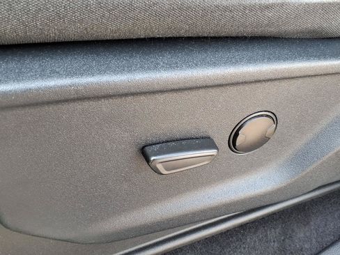 Used 2023 Ford F150 XLT AWD/4WD image 21