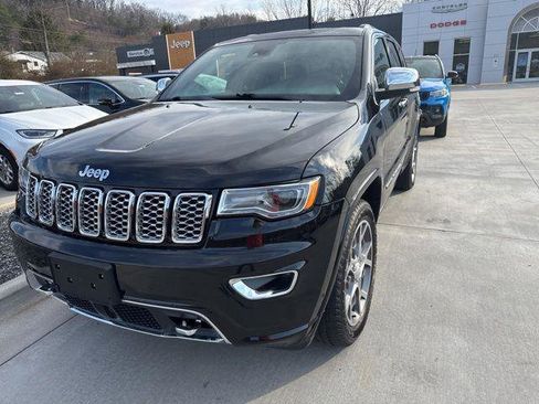 Used 2020 Jeep Grand Cherokee Overland AWD/4WD image 11