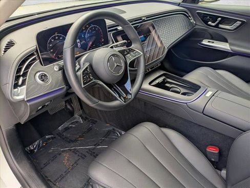 Certified 2025 Mercedes-Benz E 450 4MATIC Sedan image 13