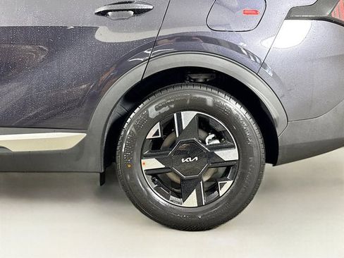 New 2026 Kia Sportage LX image 10