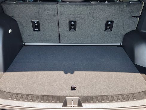 New 2026 Chevrolet Equinox LT w/ Midnight Edition image 23