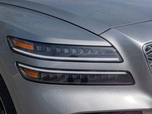 New 2025 Genesis GV80 3.5T Prestige image 9