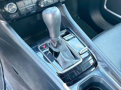 Used 2024 Jeep Compass Latitude image 16