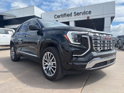 Used 2026 GMC Terrain Denali w/ LPO, Floor Liner Package AWD/4WD image 1