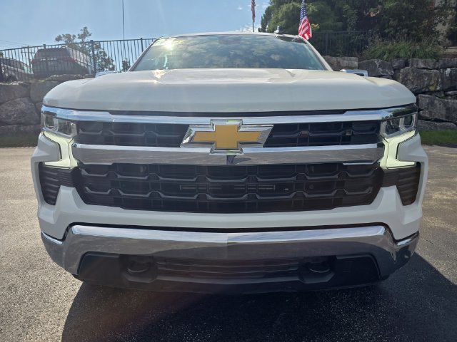 Used 2023 Chevrolet Silverado 1500 LT AWD/4WD image 28
