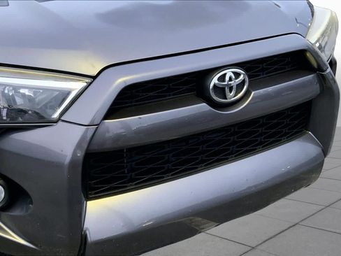 Used 2018 Toyota 4Runner SR5 Premium RWD image 27