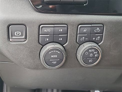 New 2025 Chevrolet Silverado 1500 LTZ image 19
