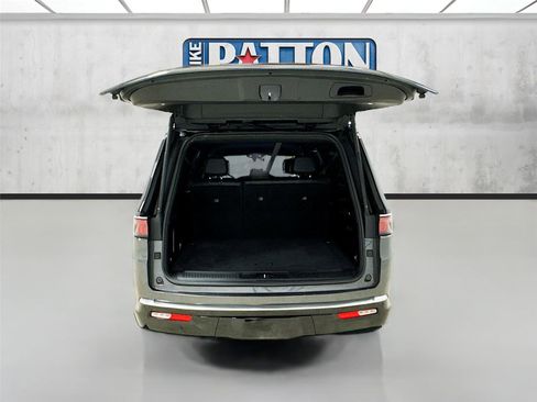 Used 2024 Jeep Wagoneer L Series II w/ Flexible Seating Group image 27