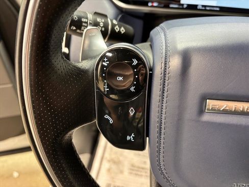 Used 2018 Land Rover Range Rover Sport HSE Dynamic image 22