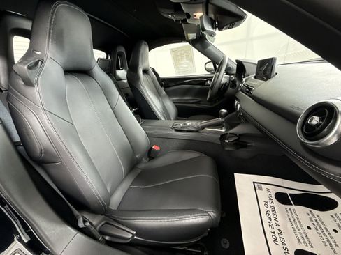 Used 2025 MAZDA MX-5 Miata Grand Touring w/ Weather Package RWD image 25