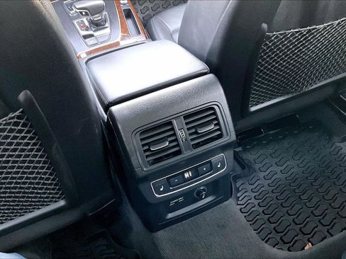 Used 2020 Audi Q5 2.0T Premium Plus w/ Premium Plus Package image 10