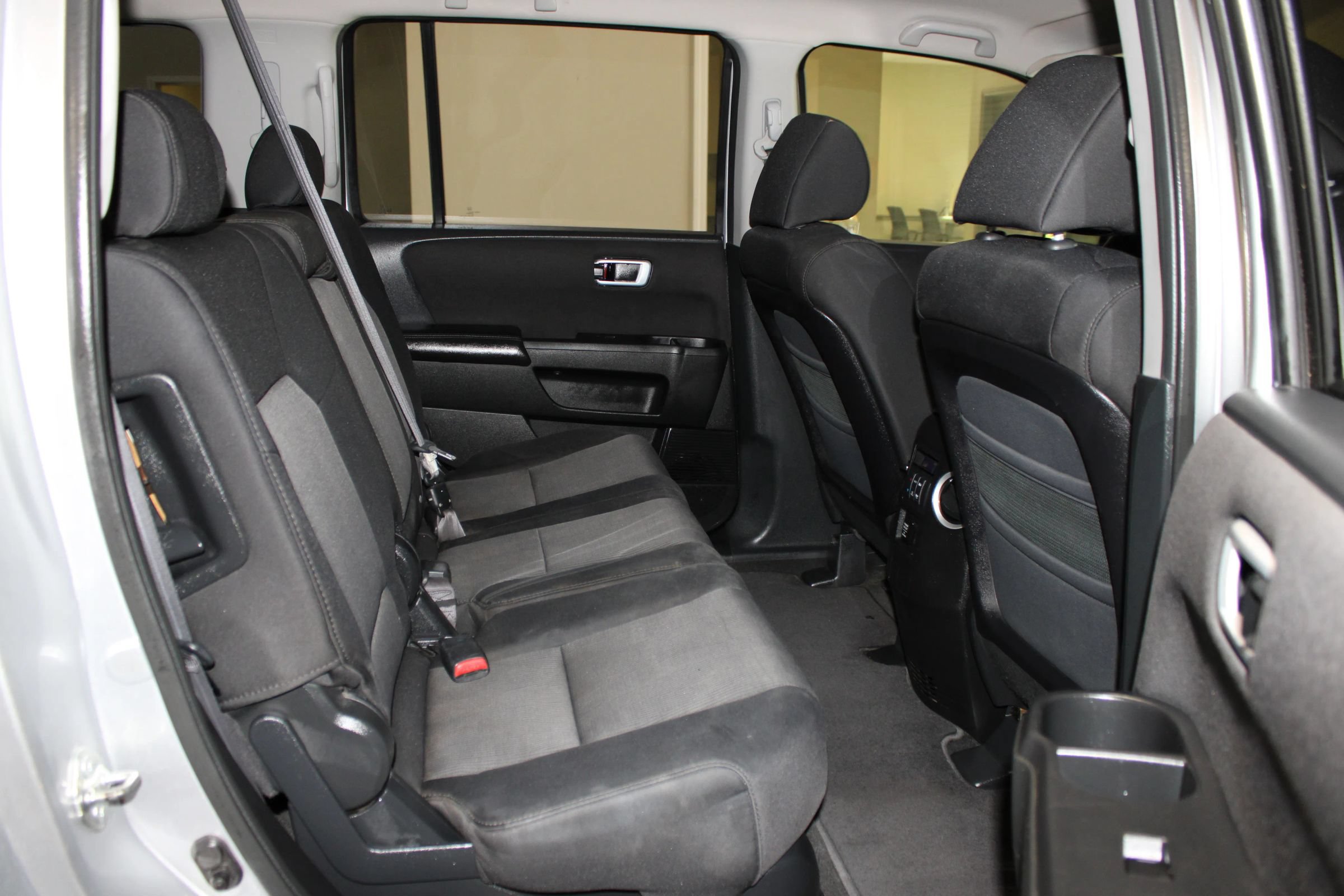 Used 2010 Honda Pilot EX image 31