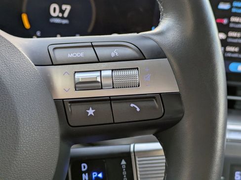 Used 2024 Hyundai Kona Limited image 29