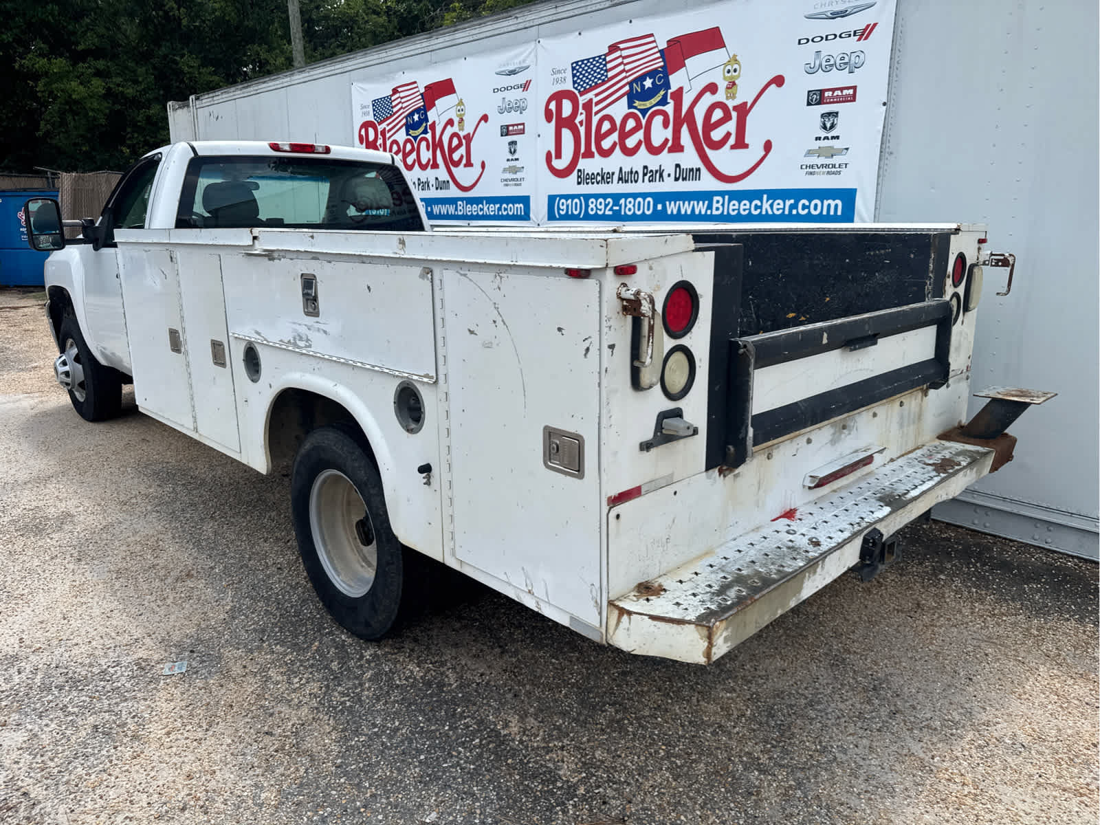 Used 2013 Chevrolet Silverado 3500 W/T RWD image 8
