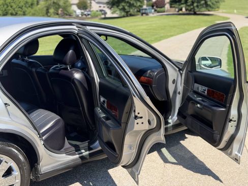 Used 2003 Lincoln LS RWD image 10
