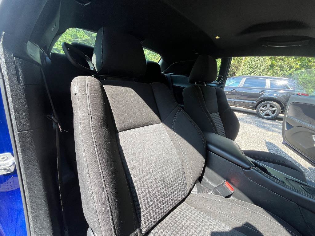 Used 2020 Dodge Challenger SXT w/ Blacktop Package RWD image 29