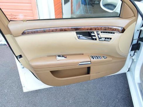 Used 2007 Mercedes-Benz S 550 image 30
