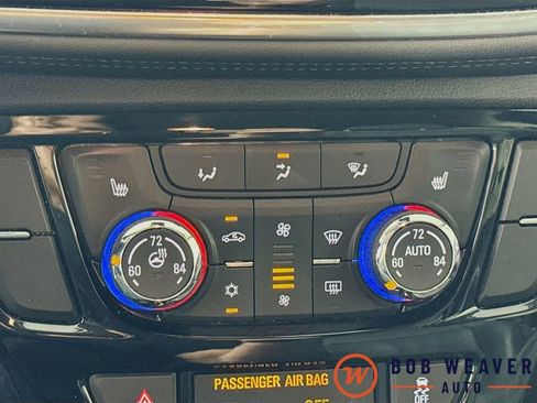 Used 2018 Buick Encore Essence AWD/4WD image 25