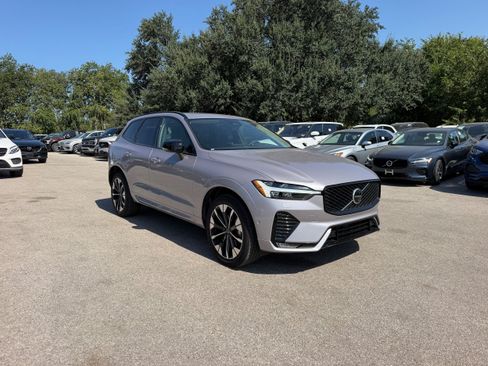 Certified 2026 Volvo XC60 B5 Plus AWD/4WD image 7