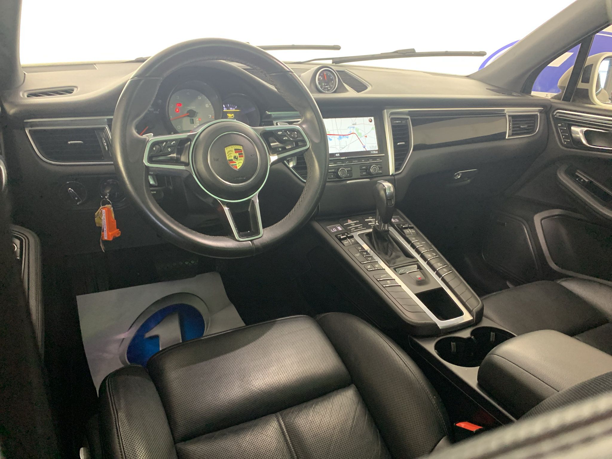 Used 2016 Porsche Macan S AWD/4WD image 32