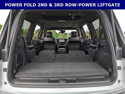 New 2026 Jeep Grand Wagoneer 4WD w/ Premium Group I image 17