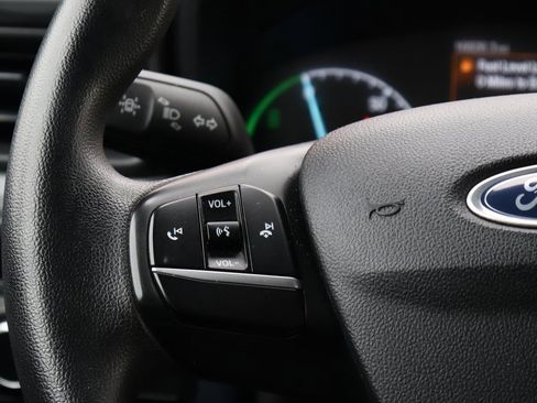 Used 2022 Ford Maverick XL image 26