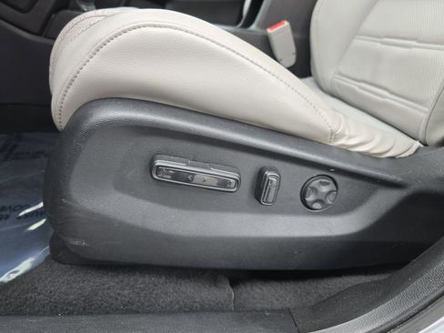 Certified 2022 Honda CR-V EX-L image 29
