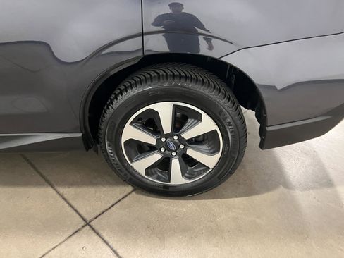 Used 2018 Subaru Forester 2.5i w/ Alloy Wheel Package image 39