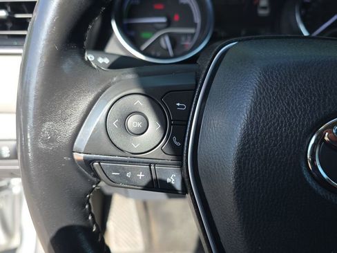 Used 2020 Toyota Camry XLE w/ Driver Assist Package image 25