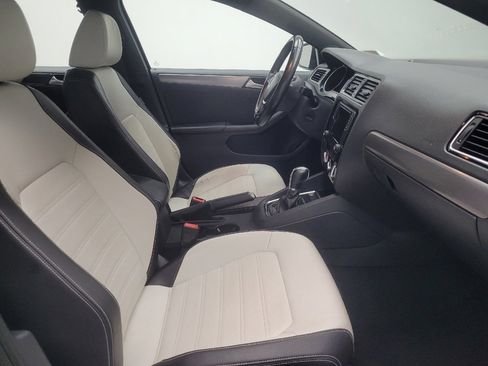 Used 2016 Volkswagen Jetta Sport image 21