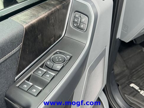 Used 2021 Ford F150 Lariat w/ Equipment Group 502A High AWD/4WD image 19