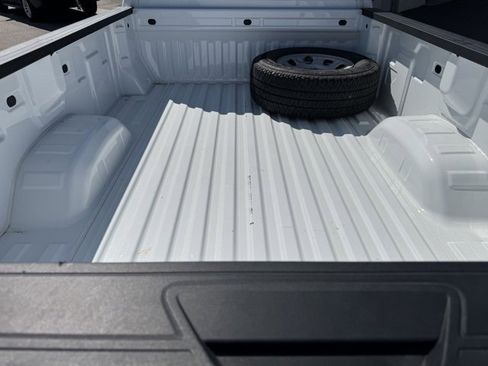 Used 2022 Chevrolet Silverado 3500 LT w/ Convenience Package image 32