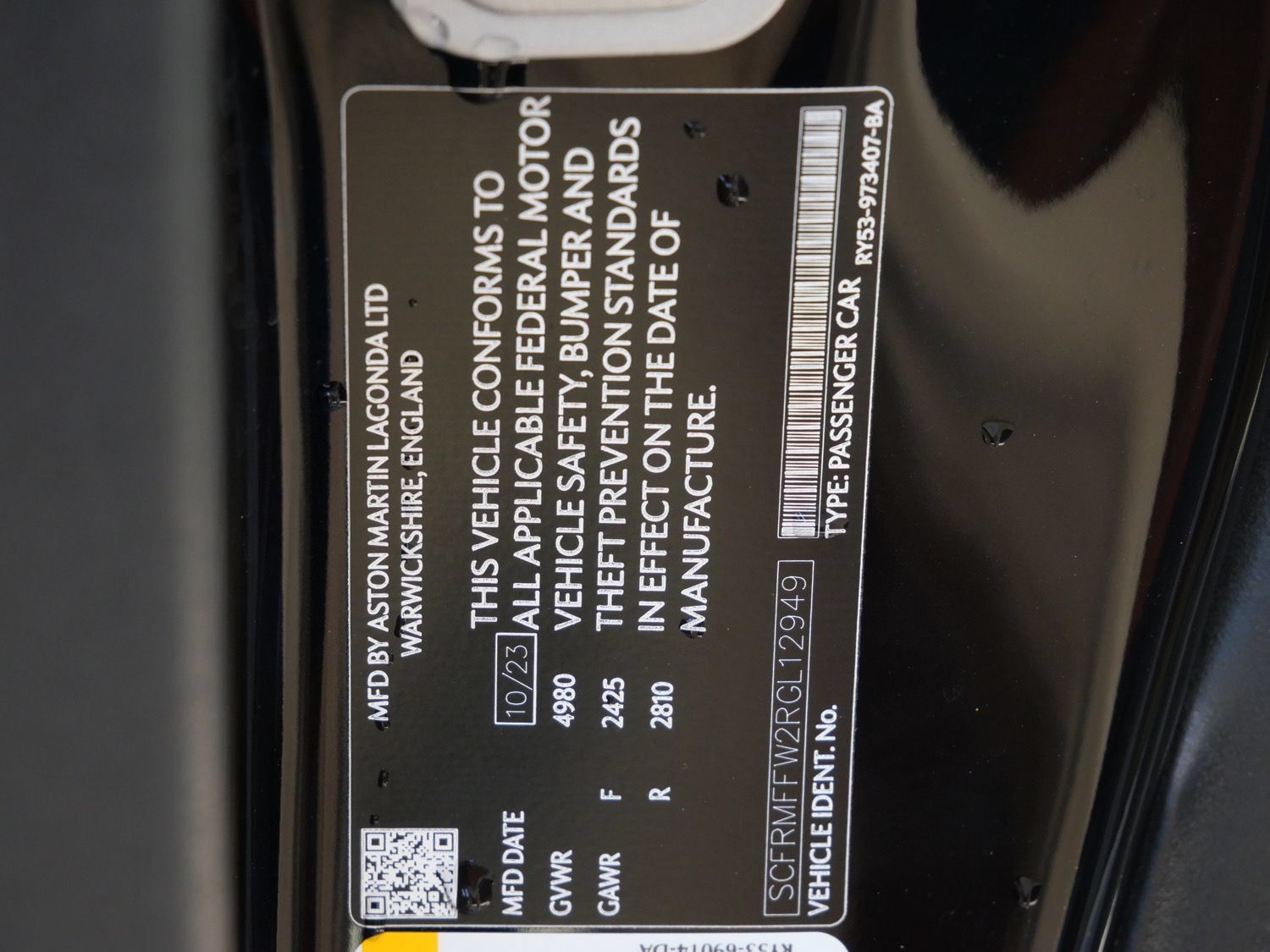 Used 2024 Aston Martin DB12 Coupe RWD image 31