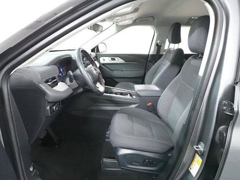 Certified 2025 Ford Explorer Active AWD/4WD image 26