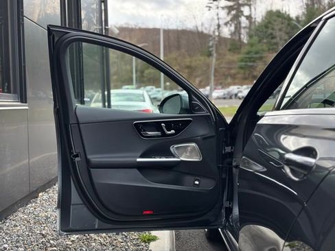 Certified 2025 Mercedes-Benz C 300 4MATIC Sedan image 18