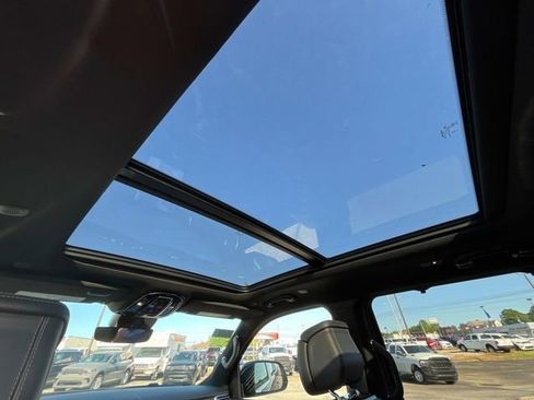 New 2024 Jeep Grand Wagoneer Series I w/ Flexible Seating Group image 8