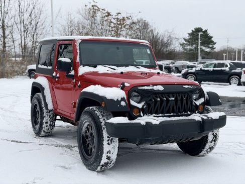 Used 2009 Jeep Wrangler X image 2