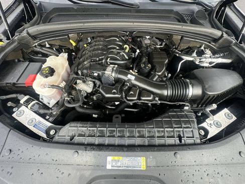 Used 2021 Jeep Grand Cherokee L Laredo w/ Luxury Tech Group I image 34