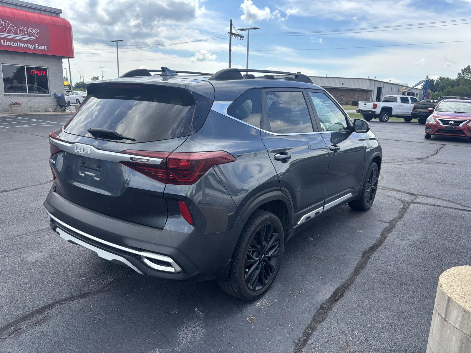 Used 2022 Kia Seltos Nightfall Edition AWD/4WD image 9