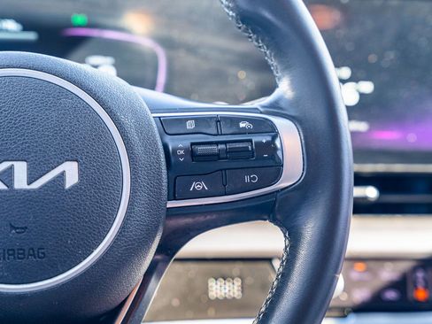 Used 2024 Kia Sportage EX image 26