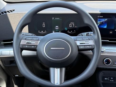 New 2027 Hyundai Kona SE FWD image 18