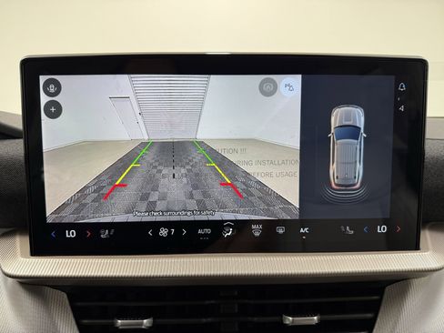 New 2025 Ford Explorer Active w/ Active Comfort Package image 16