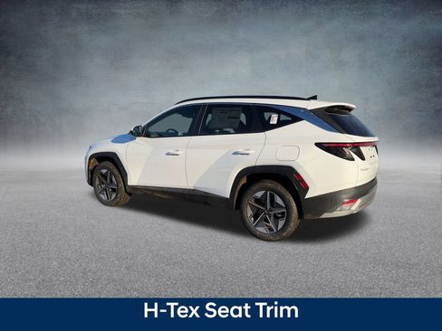 New 2025 Hyundai Tucson SEL image 16