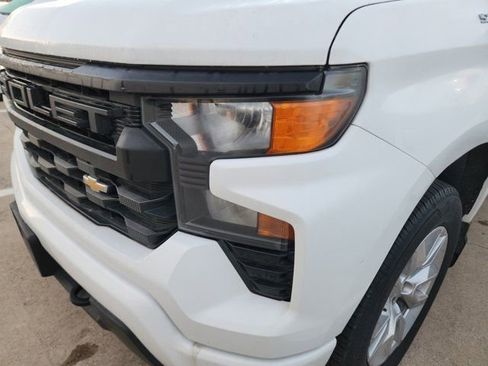 Used 2023 Chevrolet Silverado 1500 Custom image 7